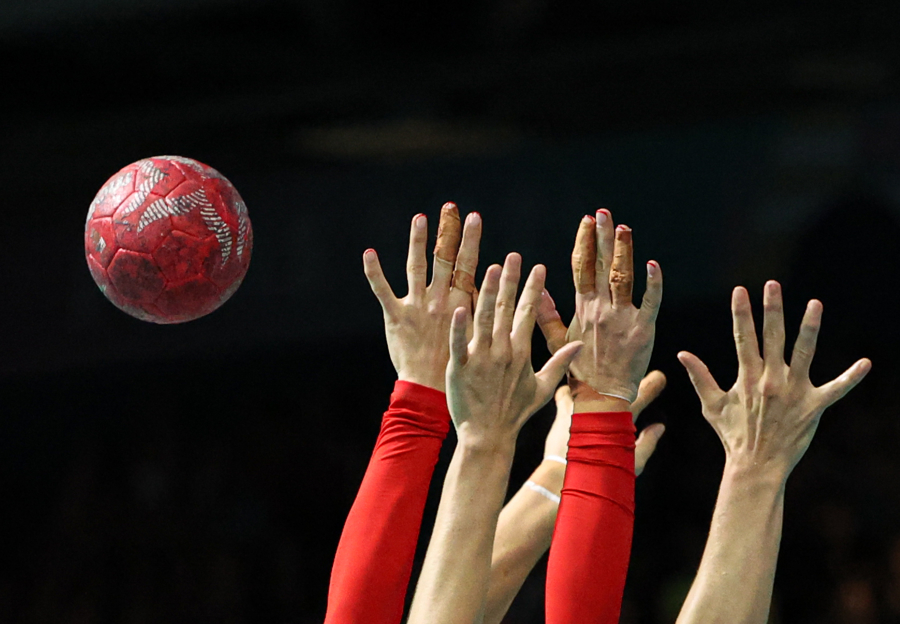 包含奥运会赛事精彩瞬间盘点，年度回顾震撼登场的词条