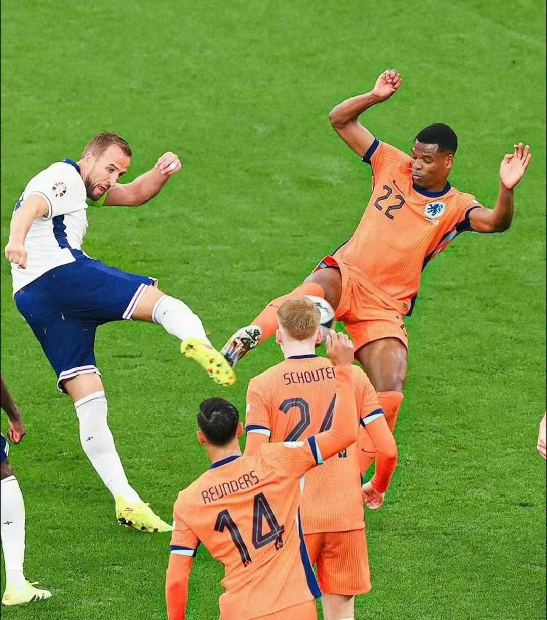 英格兰队险胜法国队,林高远统治全场 英格兰队险胜法国队,林高远统治全场