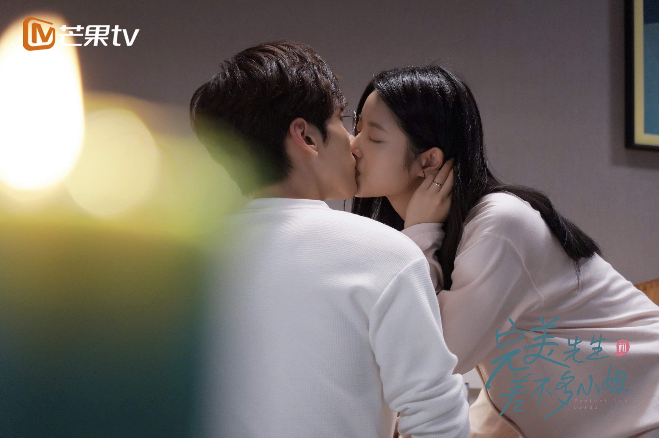 暗夜红幕，孔德在F1揭幕战的聚光灯下重塑存在感