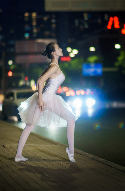 当东方巨龙遇上西方骑士，戈贝尔关键战不手软，为NBA中国赛画下史诗句点