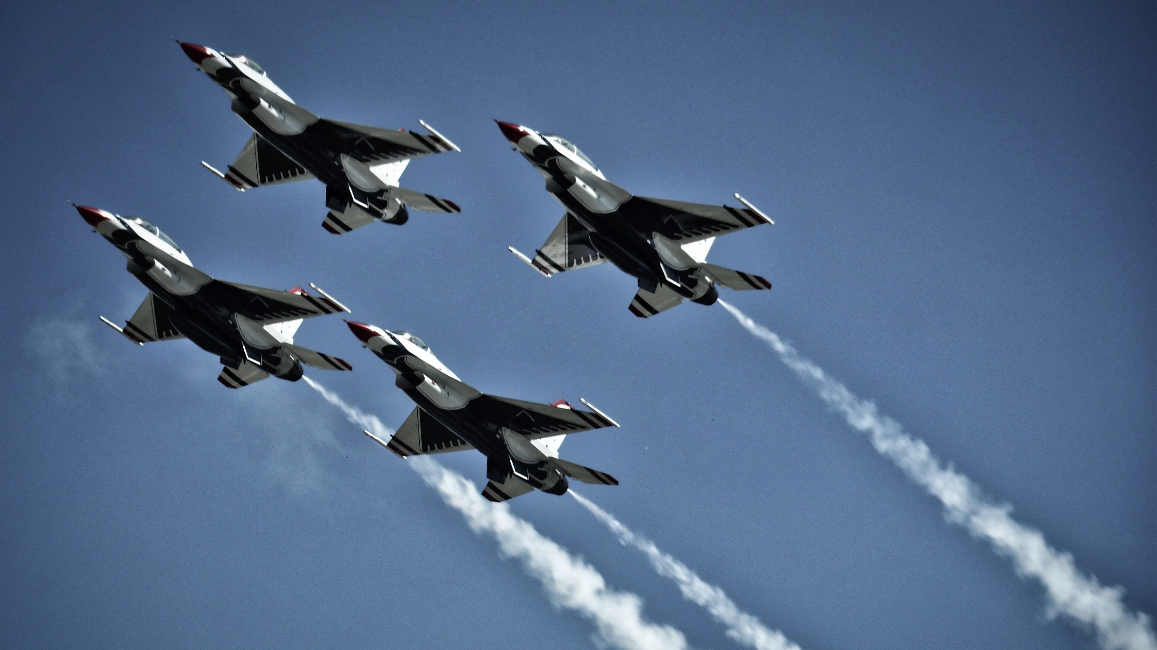 传奇不熄,詹姆斯燃尽自己,照亮世界排名争夺战的夜空