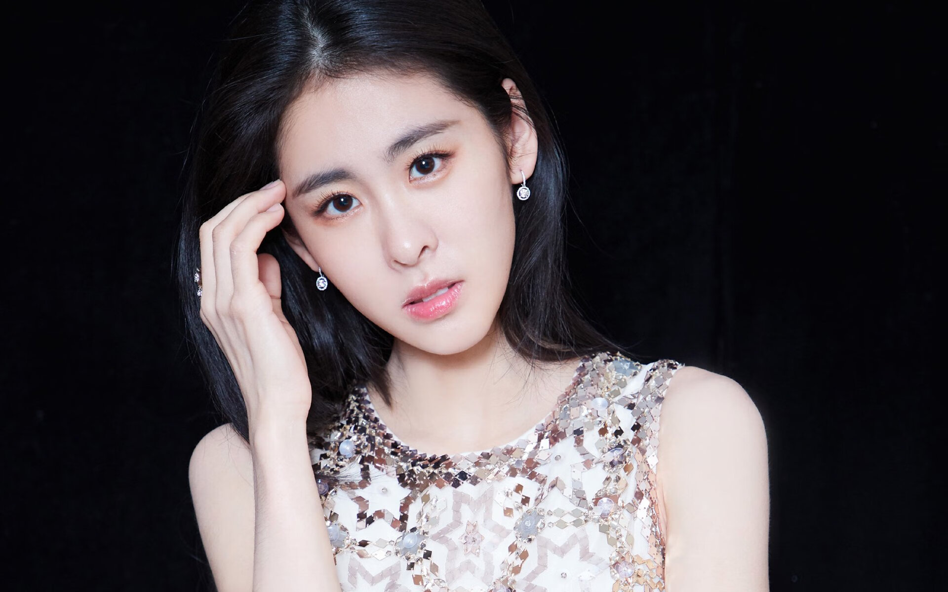 街道赛火箭，F1摩纳哥焦点战中，红牛车队如火箭打穿骑士防线